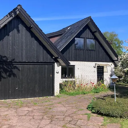 Semesterbostad 3 Bedroom In *